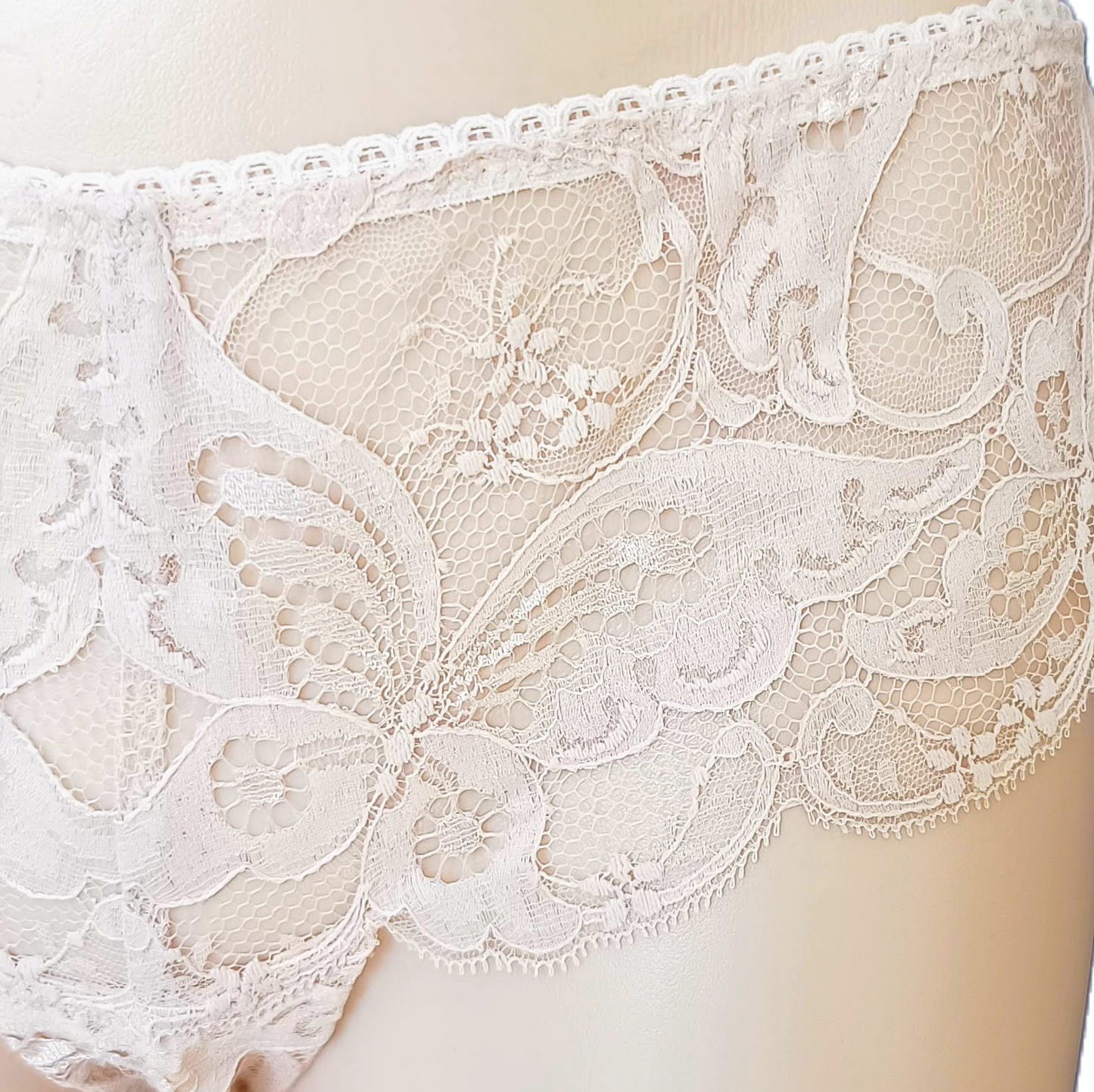 Sample Panties #11 - size S-M - Vintage Lace with Butterflies